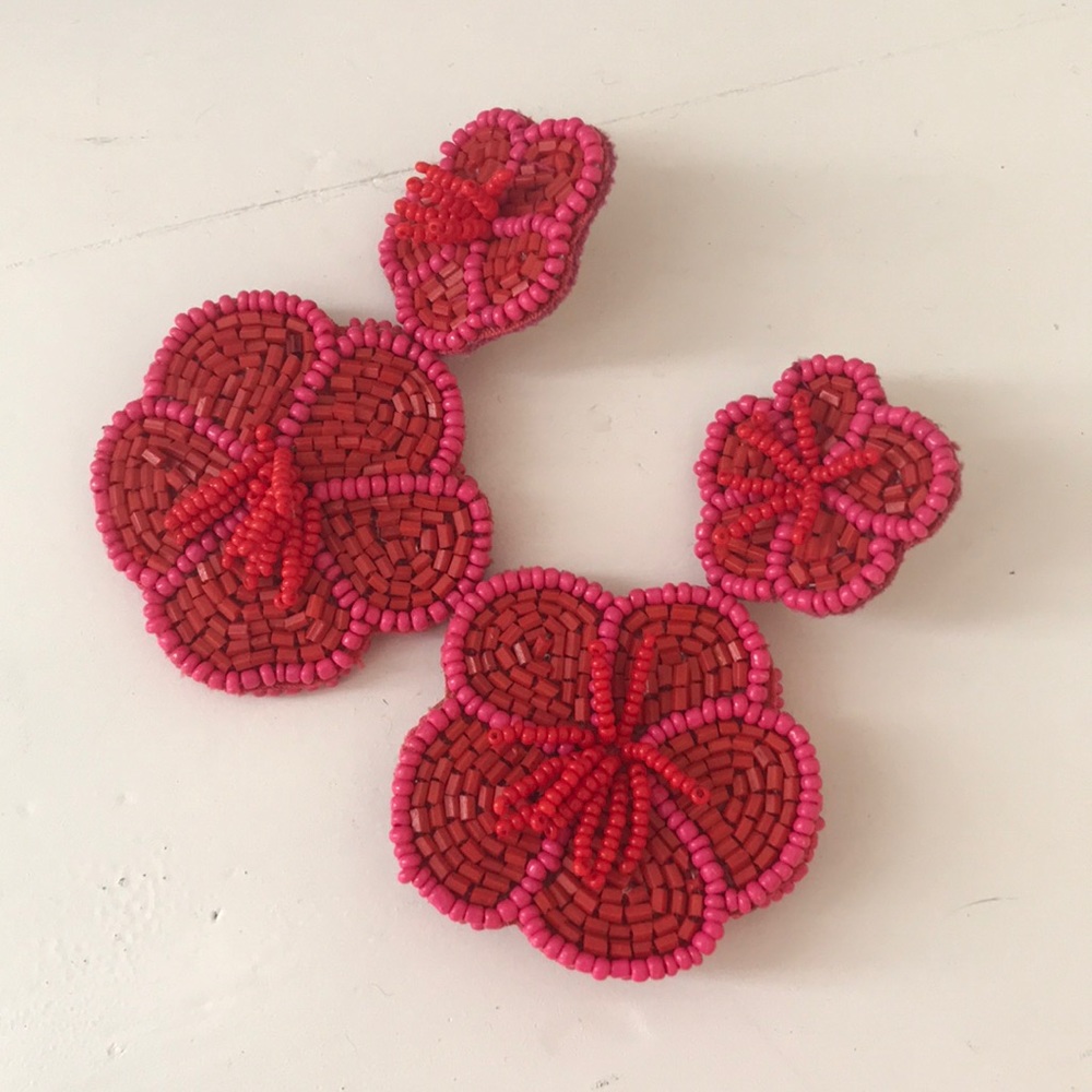 BaubleBar beaded earrings🌸🌺